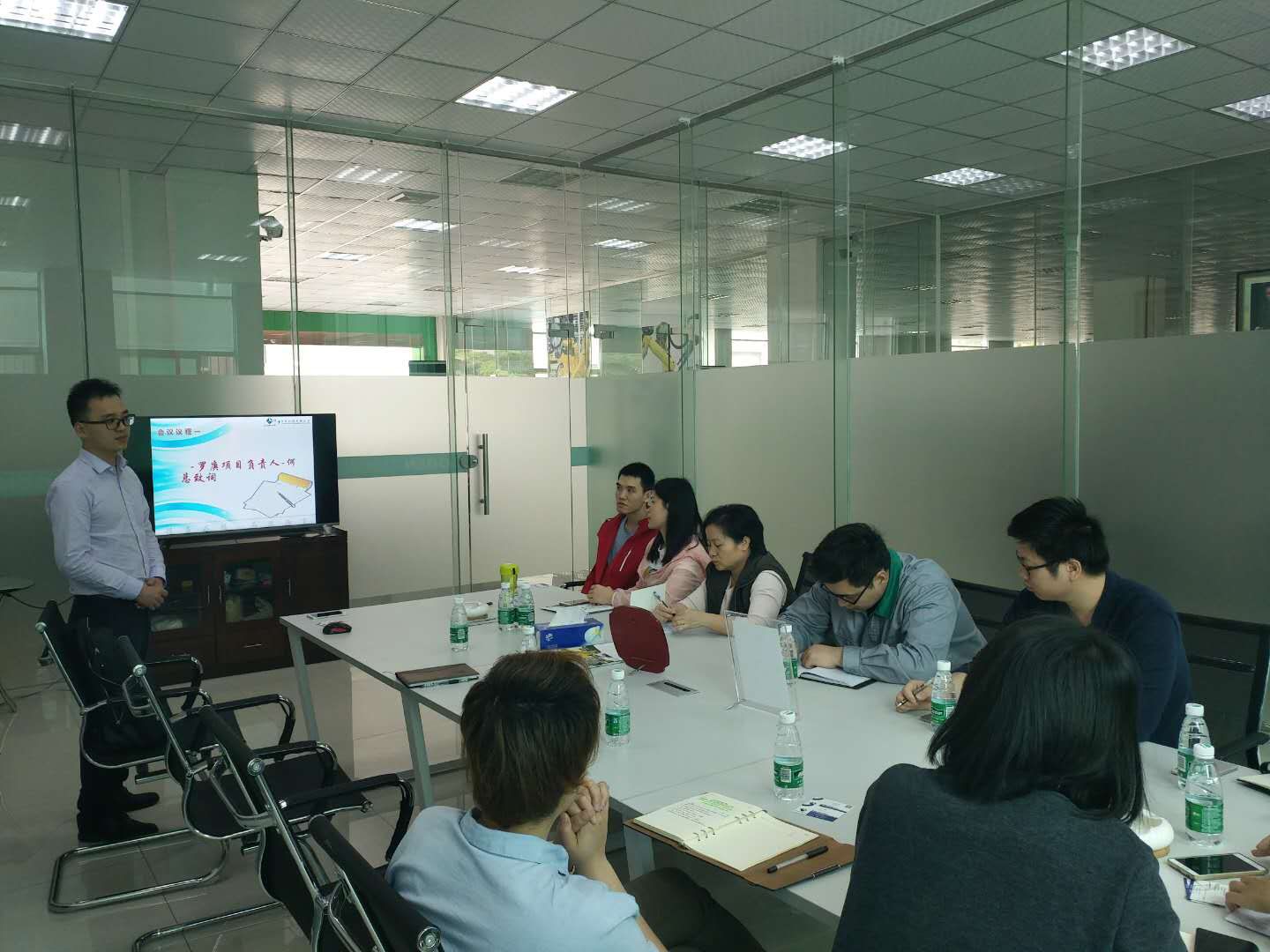 祝贺罗庚机器人签约顺景多宝网页版-多宝(中国)官方